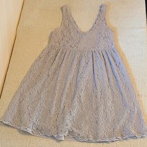 Jennifer Lopez- Overlay Top- Crochet Floral- 10